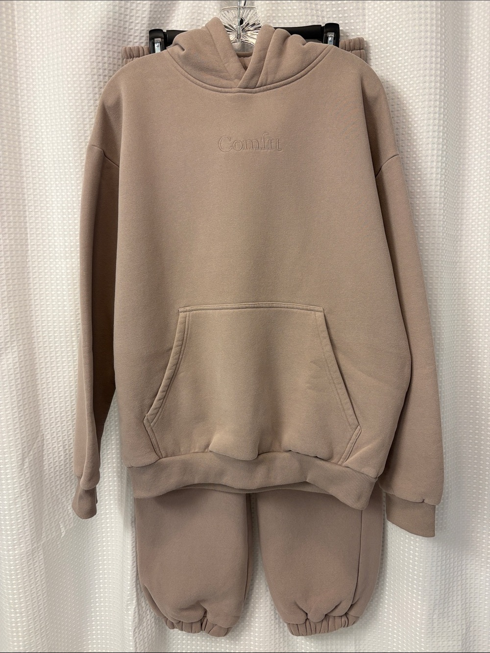 Comfrt Signature Set ~ Hoodie Medium / Joggers Large ~ Taupe